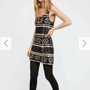 FREE PEOPLE WOMENS SLEEVELESS DRESS SEQUINED BLACK/GOLD SHIFT NWT SIZE M